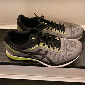 Men’s Asics gt 1000